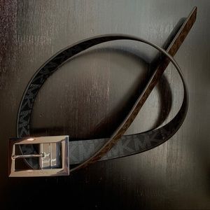 Barely worn Michael Kors reversible belt